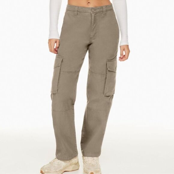 Aritzia Pants - Aritzia TNA Supply Cargo Pants Size 0